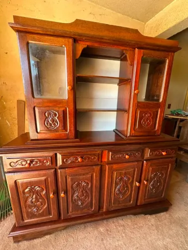 Vendo esse armário de cozinha de madeira