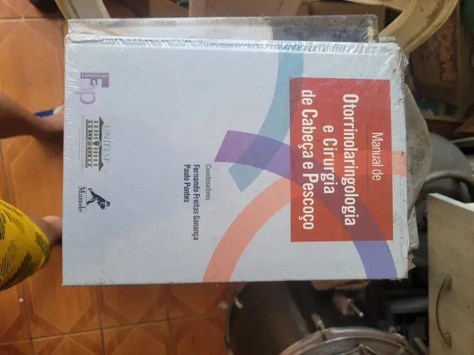 Manual de Otorrinolaringologia e Cirurgia de Cabeça e pescoço 