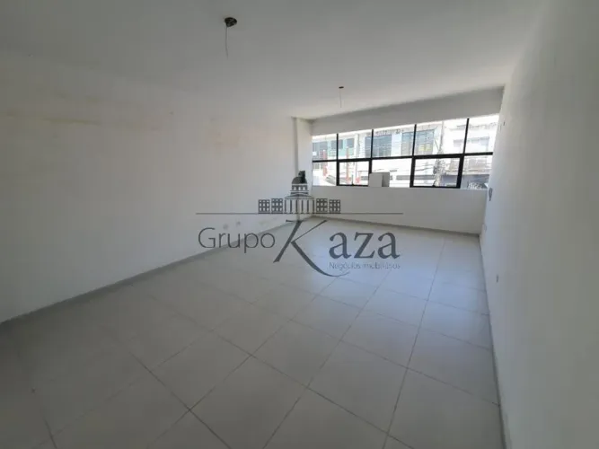 Prédio Centro Jacareí 385,57.