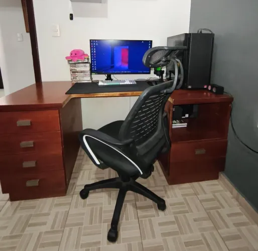Mesa para computador com gaveteiro madeira 100% maciça