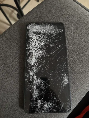 ? ? Samsung Galaxy A06 - Tela Quebrada (Para Peças)