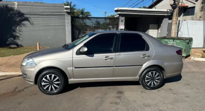 Fiat Siena EL Celeb. 1.4 MPI Fire Flex 8V 4P 2012