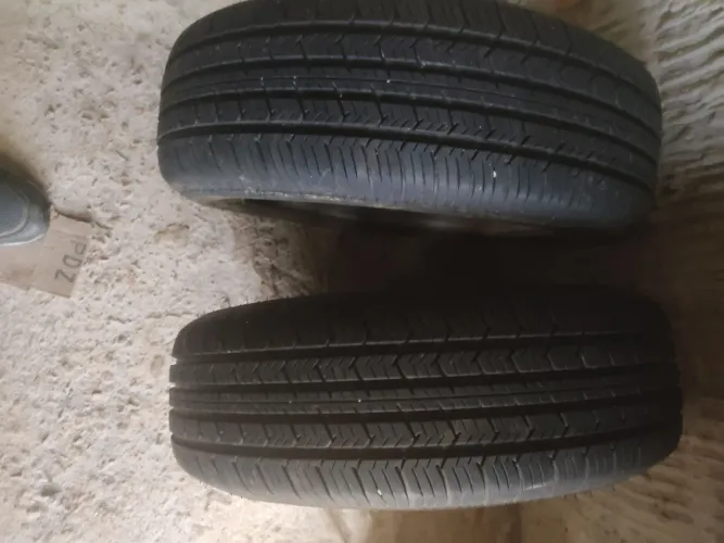 Roda com Pneu aro 175 70 R,13 e175 60 R,13