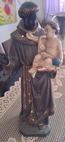 Bela imagem de São Benedito estilo barroco 