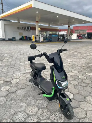 Scooter Fontaine 1000W No Plástico