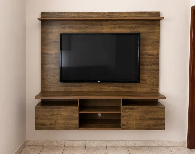 Painel para TV Suspenso com Rack - Excelente Estado