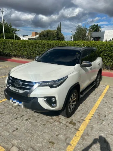 Toyota Hilux CD 4X4 2.8 Diesel Mec. 2019