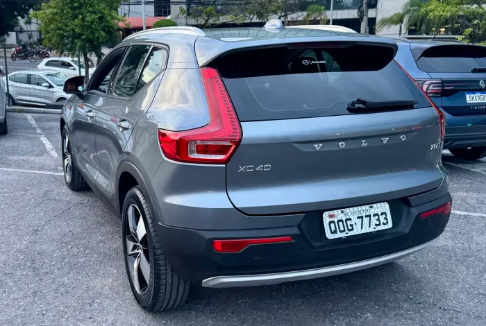 Volvo XC40 T-5 Momentum 2.0 252cv AWD 2018