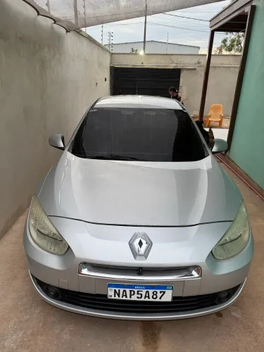 Renault Fluence Sed. Dynamique 2.0 16V Flex Aut. 2013