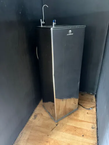 Bebedouro de água aço inox - Karina 