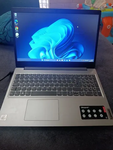 Notebook Lenovo i3 10th gen