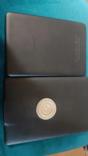 ? Vendo 2 Kindle em Excelente Estado - Aproveite!