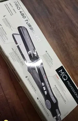 Vendo Prancha profissional Mq Turbo led ,NOVA.