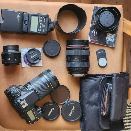 Kit Profissional Canon 70D + Lente Série L 28-70mm f/2.8 + Lentes e Acessórios