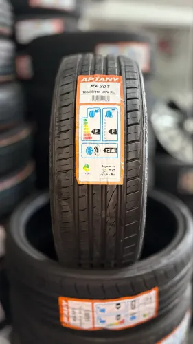 Pneu 165/35 R18 novo