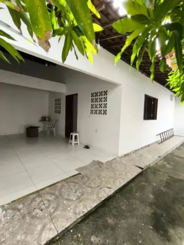 VENDO CASA EM CARIACICA SEDE COM QUINTAL