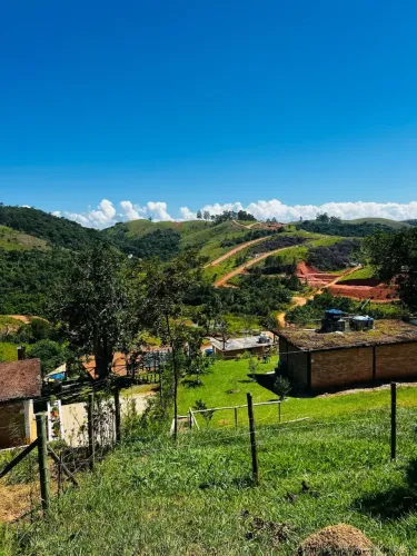Lotes amplos perto da represa, ideais para morar ou investir com segurança!