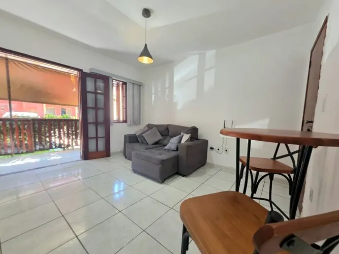Apartamento térreo 2 quartos, perto do Centro, Rio das Ostras/RJ