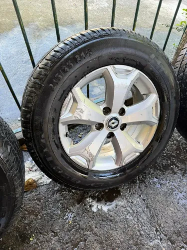 Vendo jogo de rodas renault disser aro 16 original