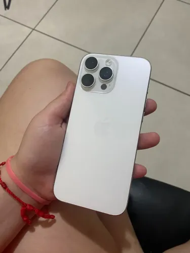 iPhone 16 pro max 