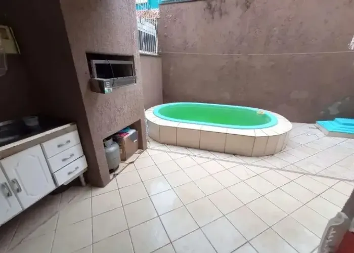 Casa · 132m² · 3 Quartos · 3 Banheiro 2 vagas- Região Central - Caieiras/SP