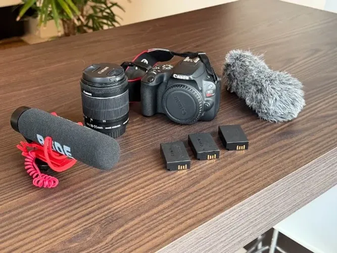 Câmera Canon SL2