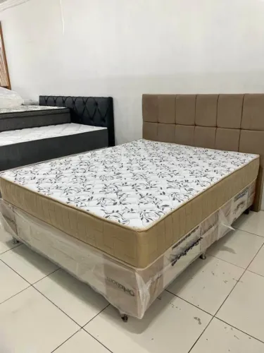 cama super king base + Colchão com 2 travesseiros de brinde
