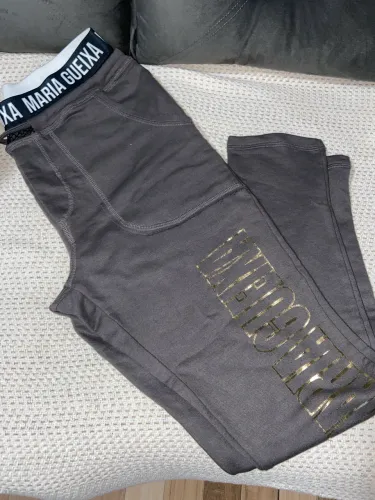 Vendo calça de moletom da Maria gueixa feminina 