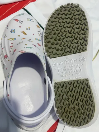 Crocs de enfermagem
