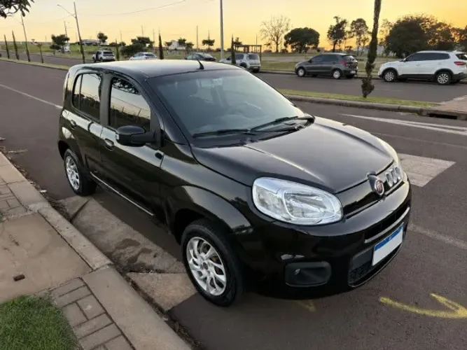 Fiat Uno Evolution 1.4 Fire Flex 8V 5P 2015