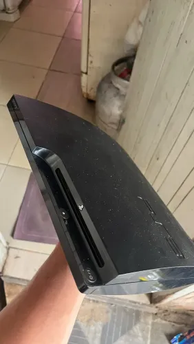 Vendo ps3 slim desbloqueado 250 GB com vários jogos!!