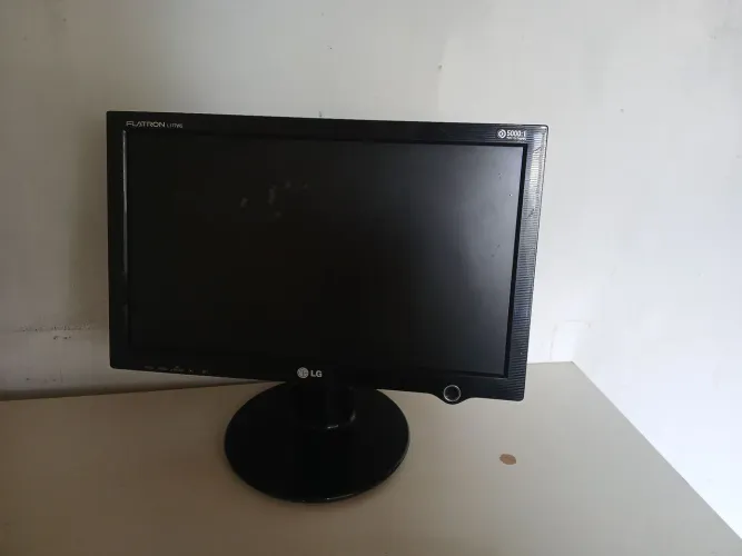 Vendo monitor de computador