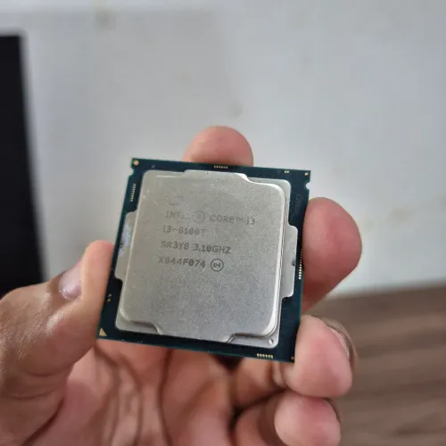 Intel Core i3 8100T c/ Vídeo Integrado - Aceito cartão e entrego