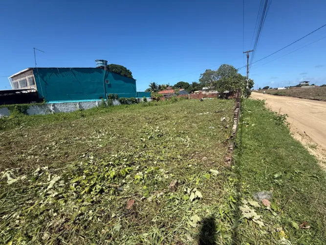 Terreno na praia de Ponta de Pedras!! 
