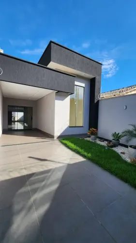 CASA COM PISCINA AQUECIDA CASCATA NO PARQUE DAS FLORES GOIÂNIA REGIÃO NOROESTE