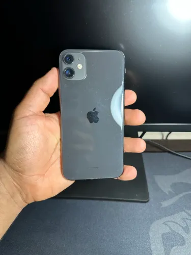 IPHONE 11 64gb - PRETO