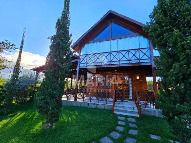 Casa em condomínio fechado com 5 quartos à em Gravatá/PE! DE 1.100.000,00 POR 790 mil!