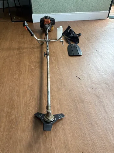R$ 380,00 Roçadeira a gasolina 52cc ( Valinhos - sp )