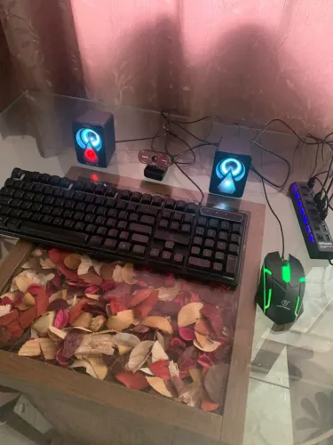 Acessórios para gamer e computador.