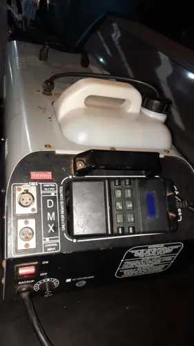 Maquina de fumaça profissional 127volts Fog Machine T-3000 bem conservada funcionando 100%