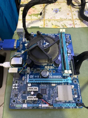 i3 2120 + GA-H61-S1 + 8GB