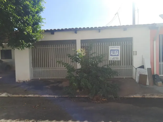 Casa 2 dormitórios para Venda em Cuiabá, Distrito Industrial, 2 dormitórios, 1 banheiro, 1