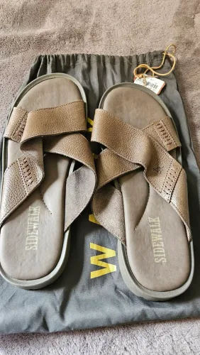 Sandália Masculina SideWalk em Couro - NUNCA USADA (Com Etiqueta) - Tam 40