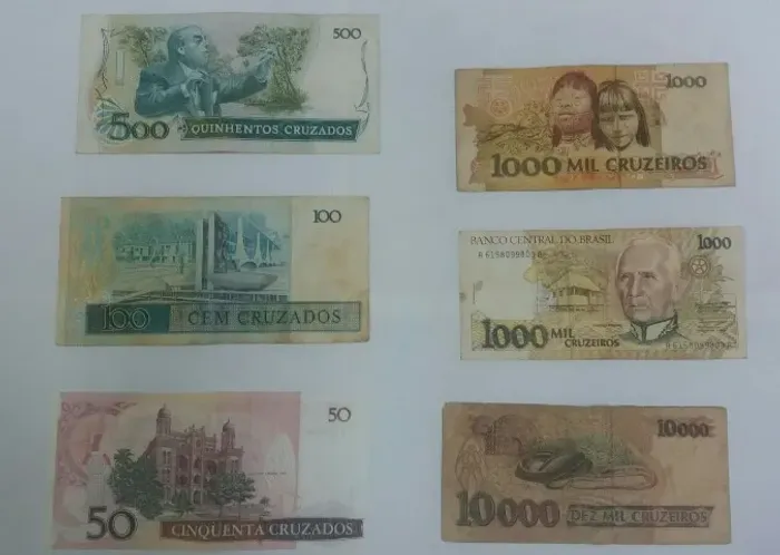Kit 6 cédulas de dinheiro antigo.