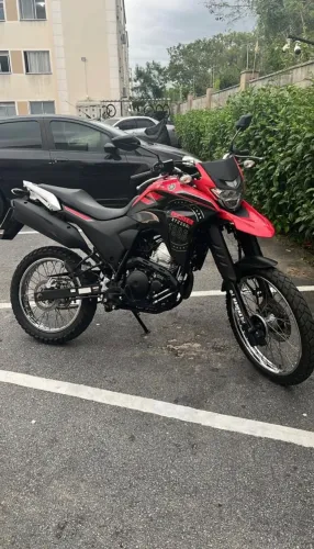 Vendo XTZ Lander 250 Cc