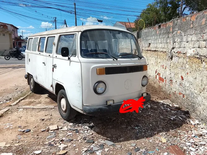 Volkswagen Kombi Standard/ Luxo/ Serie Prata 1989