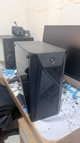 GABINETE GAMER TGT ORIGINAL RGB JA COM FANS NA PARTE DA FRETE