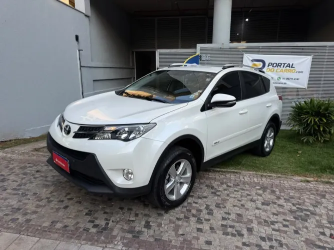 Toyota RAV4 2.0 4X2 16V Aut. 2014