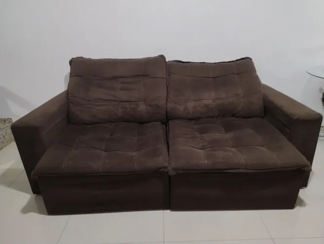 Sofá 2 lugares Reclinável e Retrátil