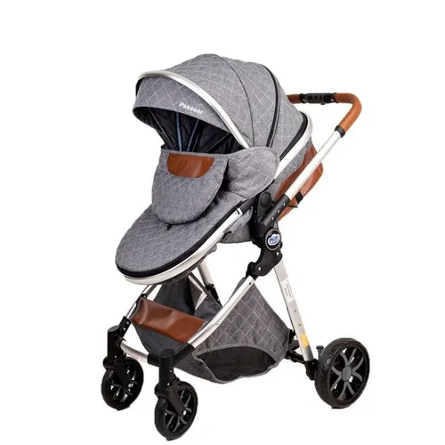 Carrinho de bebê importado novo na caixa!!! Com bebê conforto!! 
